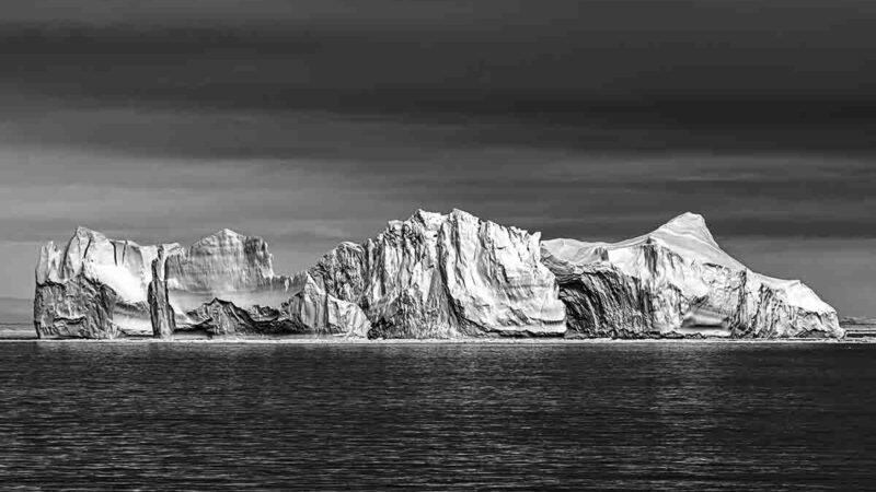 Meteorólogo chileno obtiene doble reconocimiento internacional por fotos tomadas en la Antártica