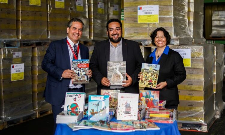 Ministerio de Educación avanza en el proceso de impresión de textos escolares para 2026