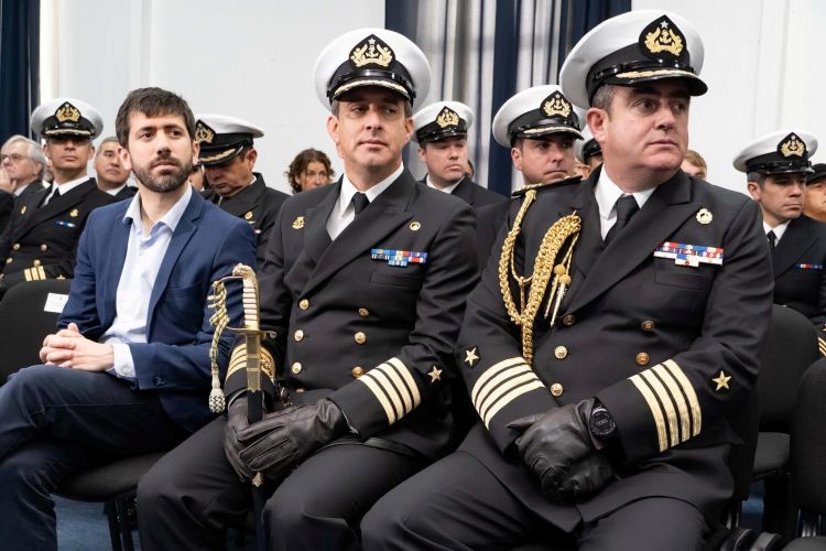 Se realizó ceremonia de cambio de mando de la Gobernación Marítima de Punta Arenas, con la presencia del Delegado Presidencial José Ruiz