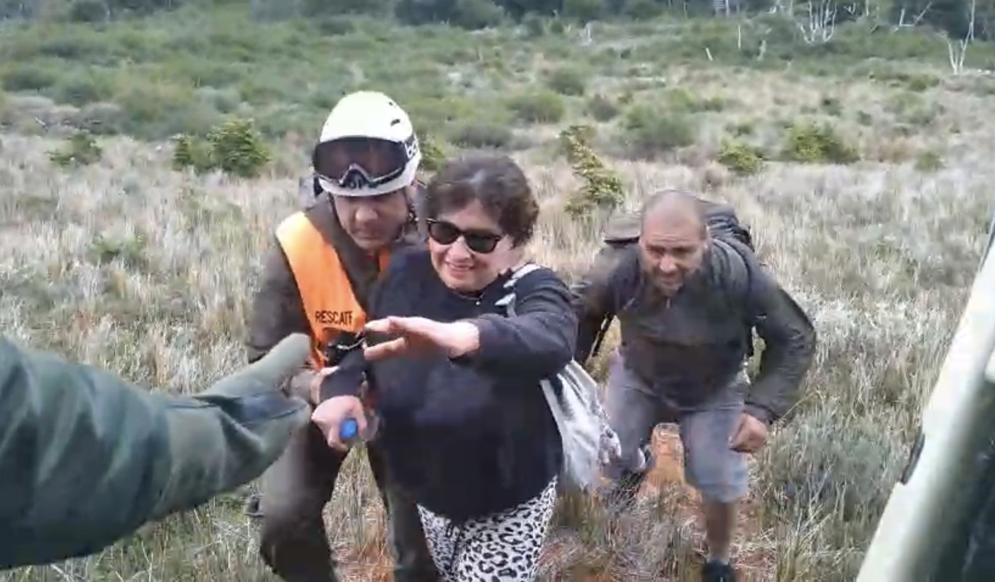 Exitoso rescate de dos personas en el circuito Dientes de Navarino