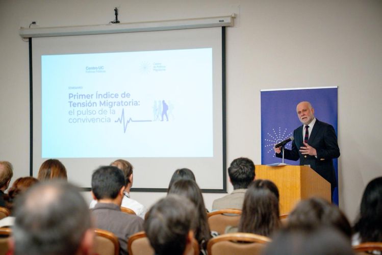 Ministro Alvaro Elizalde destaca políticas migratorias del Gobierno en lanzamiento de nuevo estudio sobre la materia 