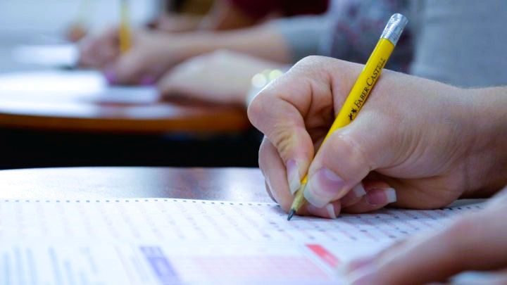 14 estudiantes de Magallanes se distinguen por sus trayectorias educativas y la región alcanza puntajes sobre el promedio nacional en comprensión lectora e historia