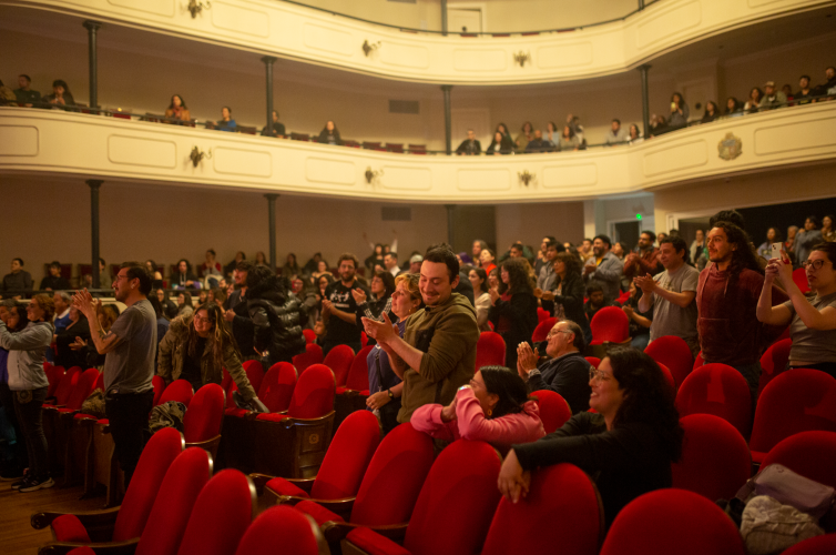Con gran afluencia de público y emotivas funciones Cielos del Infinito cerró su 17a versión en Punta Arenas