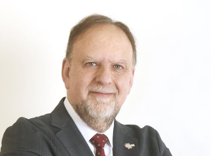 La PAES: cuando una prueba mide la segregación y no el mérito | Rafael Rosell Aiquel, Rector Universidad del Alba | Opinión