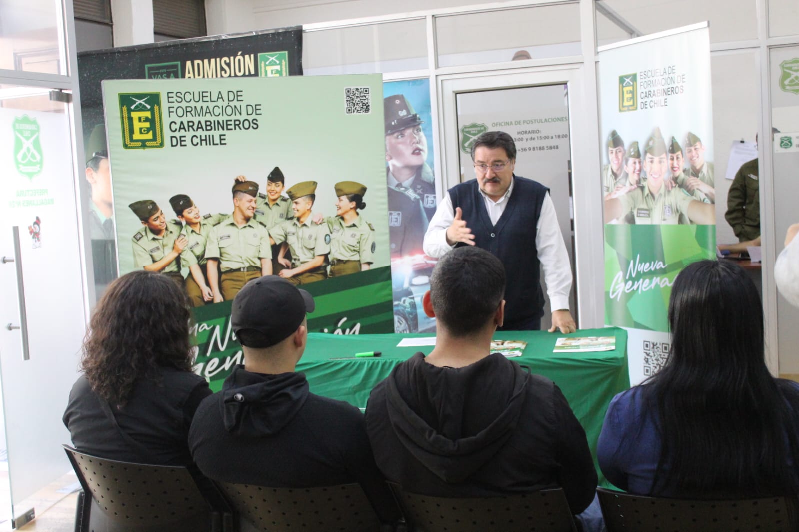 Jóvenes fueron notificados para integrarse a la Escuela de Formación de Carabineros