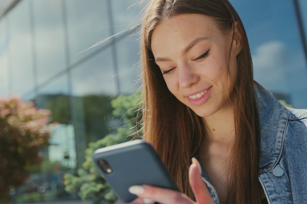 Cómo la frecuencia PWM afecta la fatiga visual al usar tu smartphone