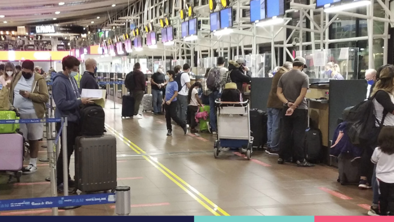 Contraloría cursa promulgatorio de ley que obliga a aerolíneas a entregar información de pasajeros a policías y Fiscalía