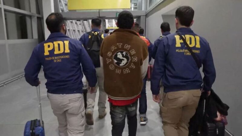 Un ciudadano colombiano fue expulsado por la PDI Punta Arenas tras ser condenado por delitos de robo con violencia e intimidación