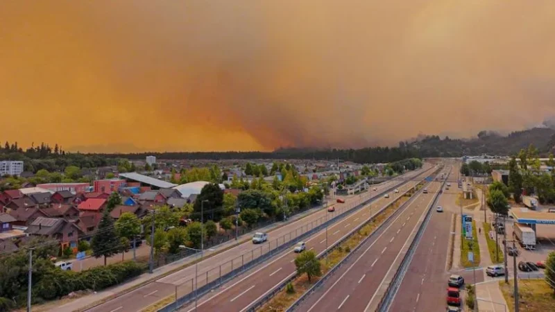 Dramático balance de los incendios forestales en Ñuble y Bio Bío: 19 personas fallecidas, más de 1.500 damnificados y 325 viviendas  destruidas