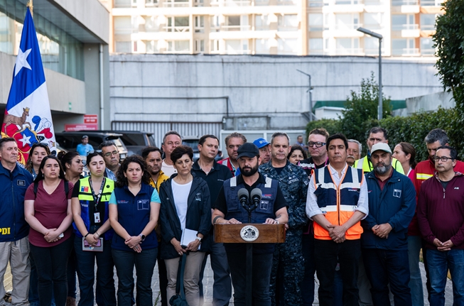 Presidente Gabriel Boric se reúne con autoridades y alcaldes de la Región del Biobío y entrega declaraciones tras la emergencia por incendios forestales