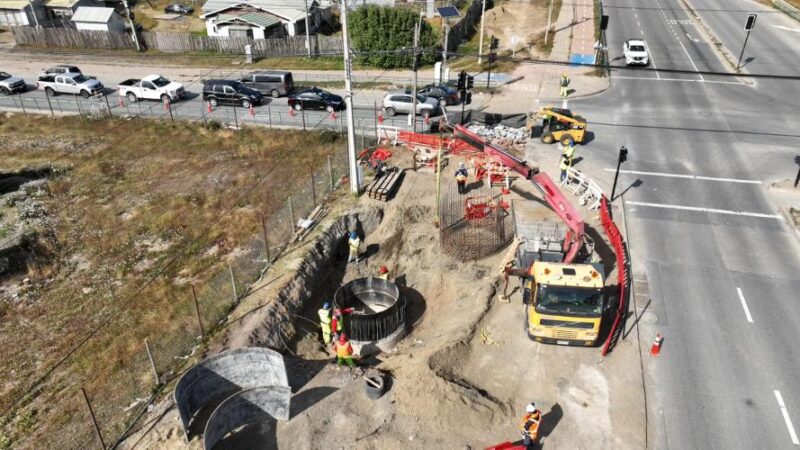 Aguas Magallanes avanza en obra clave del nuevo colector en Avenida Eduardo Frei esquina Los Flamencos
