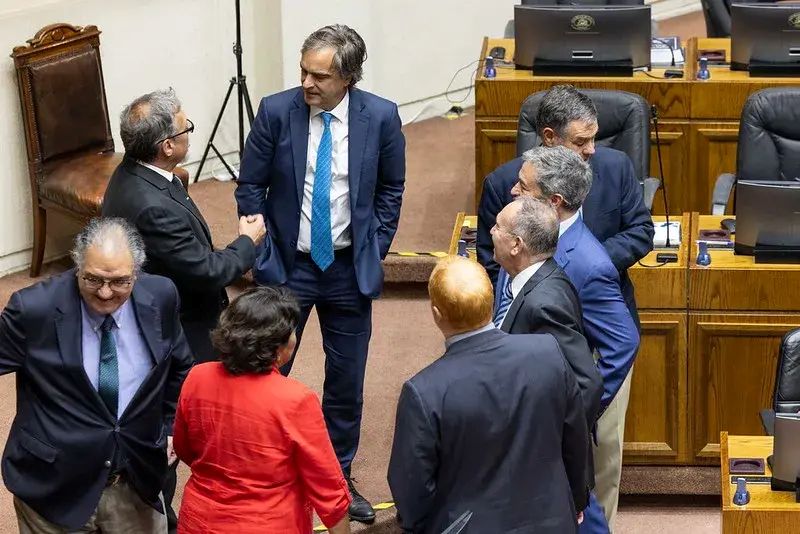 Fortalecer de la gobernabilidad y la representatividad del sistema político: Senado despacha proyecto a su segundo trámite