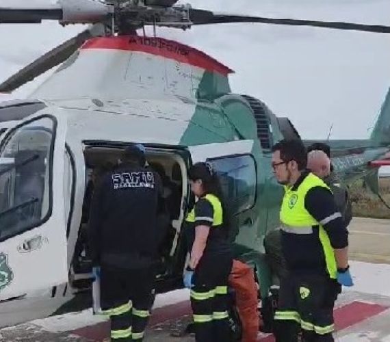 Carabineros realiza exitosa aeroevacuación desde el sector Cabo Froward