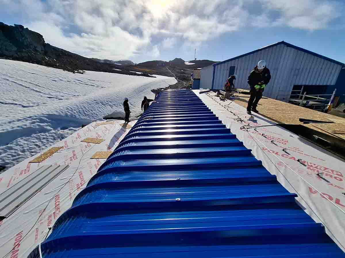 Base Escudero asegura su operación invernal con mejoras estructurales 