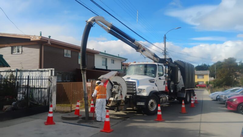AGUAS MAGALLANES anuncia nueva rehabilitación de colectores con tecnología sin zanja para reforzar el servicio en Punta Arenas
