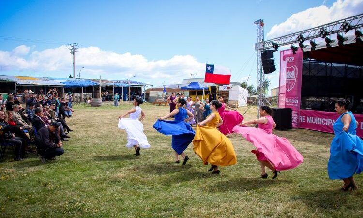 Se inauguró el 34° Festival Costumbrista Chilote en Puerto Natales