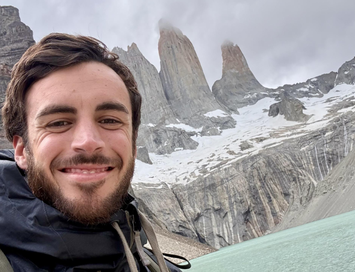 YouTuber español Javier Sáez inicia en Punta Arenas documental sobre los atractivos turísticos de Chile
