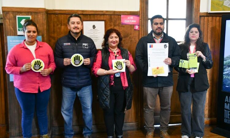 Corporación de Cultura, Turismo y Patrimonio de Puerto Natales formaliza adhesión al Código ESNNA de SERNATUR, para prevenir la explotación sexual comercial de Niñas, Niños y Adolescentes en viajes y turismo