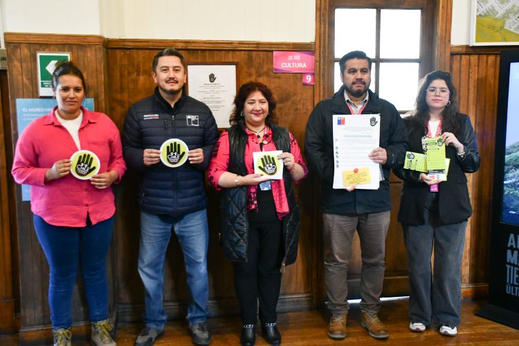 Corporación de Cultura, Turismo y Patrimonio de Puerto Natales formaliza adhesión al Código ESNNA de SERNATUR, para prevenir la explotación sexual comercial de Niñas, Niños y Adolescentes en viajes y turismo