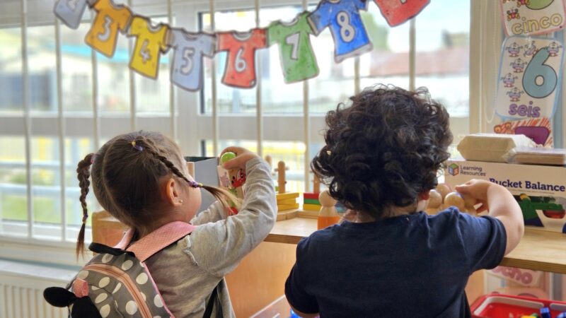 Comienza el año parvulario: claves para acompañar a niñas y niños en su primer día de jardín