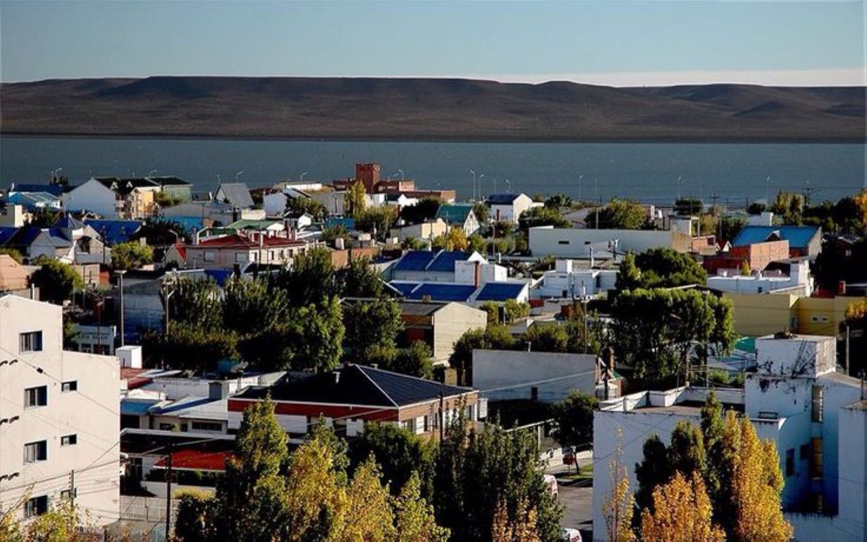 Provincia de Santa Cruz lideró en Argentina la caída del empleo privado: se perdieron casi 10 mil puestos en dos años