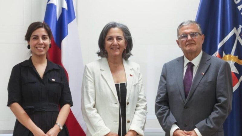 Dra. May Chomali asume como Ministra de Salud junto a nuevas autoridades en las subsecretarías de la cartera