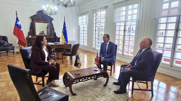 Gobernador Regional realiza visita protocolar a nueva Delegada Presidencial Regional