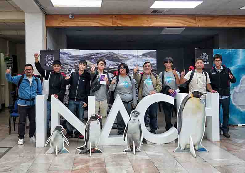 Estudiantes de la Expedición Antártica Escolar preparan para su viaje al Continente Blanco