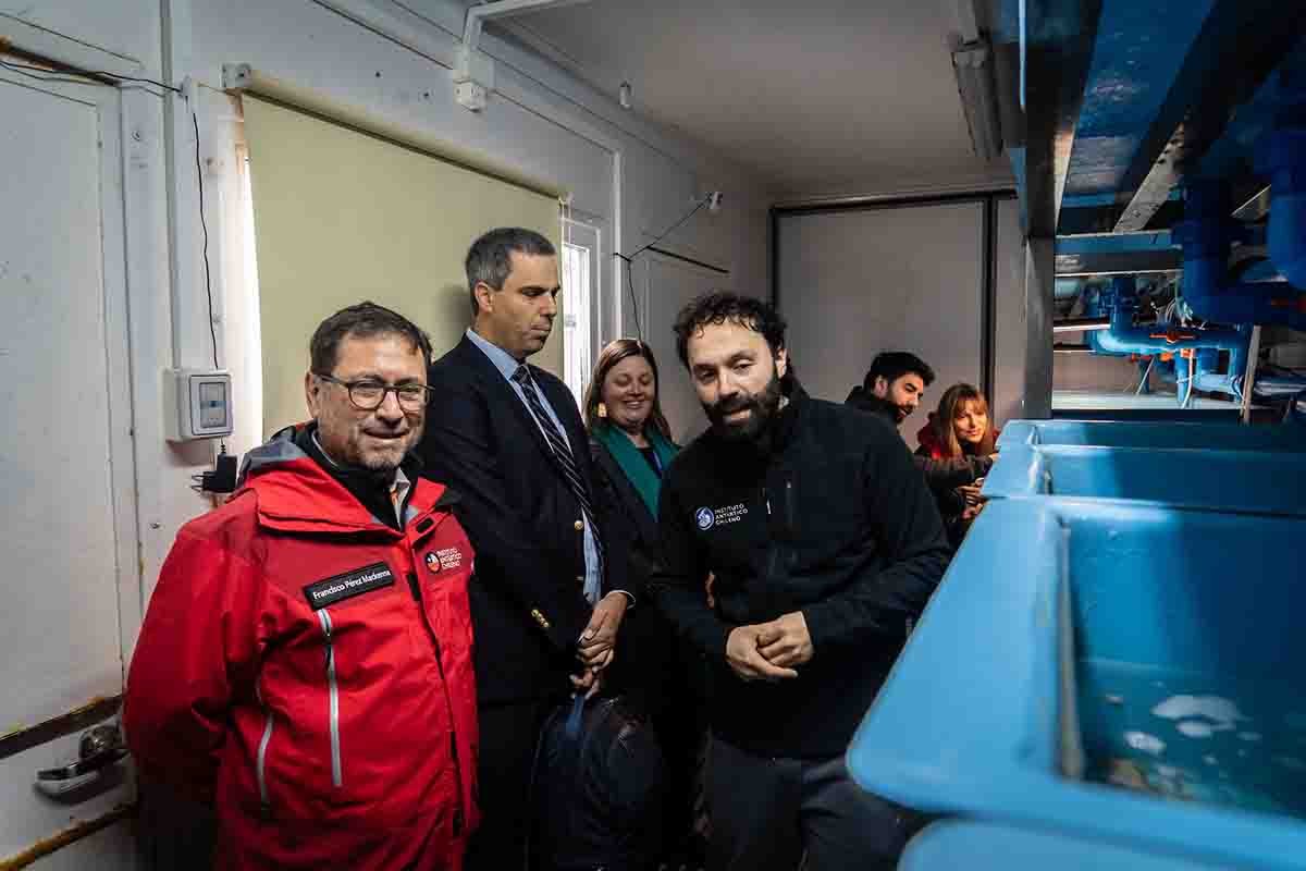Canciller Francisco Pérez Mackenna: Hemos elegido venir aquí por la importancia que significa este lugar como puerta al continente antártico