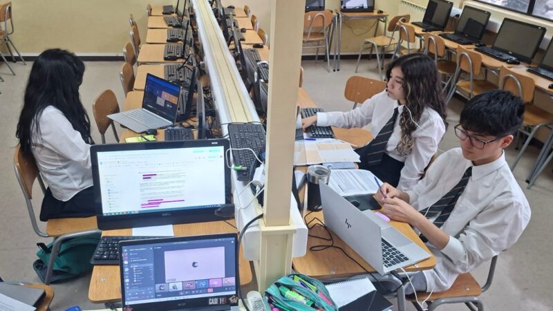 Tres equipos magallánicos en Torneo Nacional de Debate Escolar