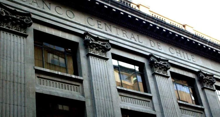 Banco Central mantiene la tasa de interés en 4.5% y mantiene un horizonte de inflación del 3%