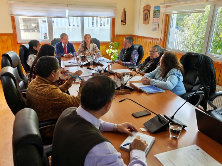Delegado Presidencial Provincial de Última Esperanza Liber Lazo inicia agenda territorial en el Concejo Municipal de Torres del Paine
