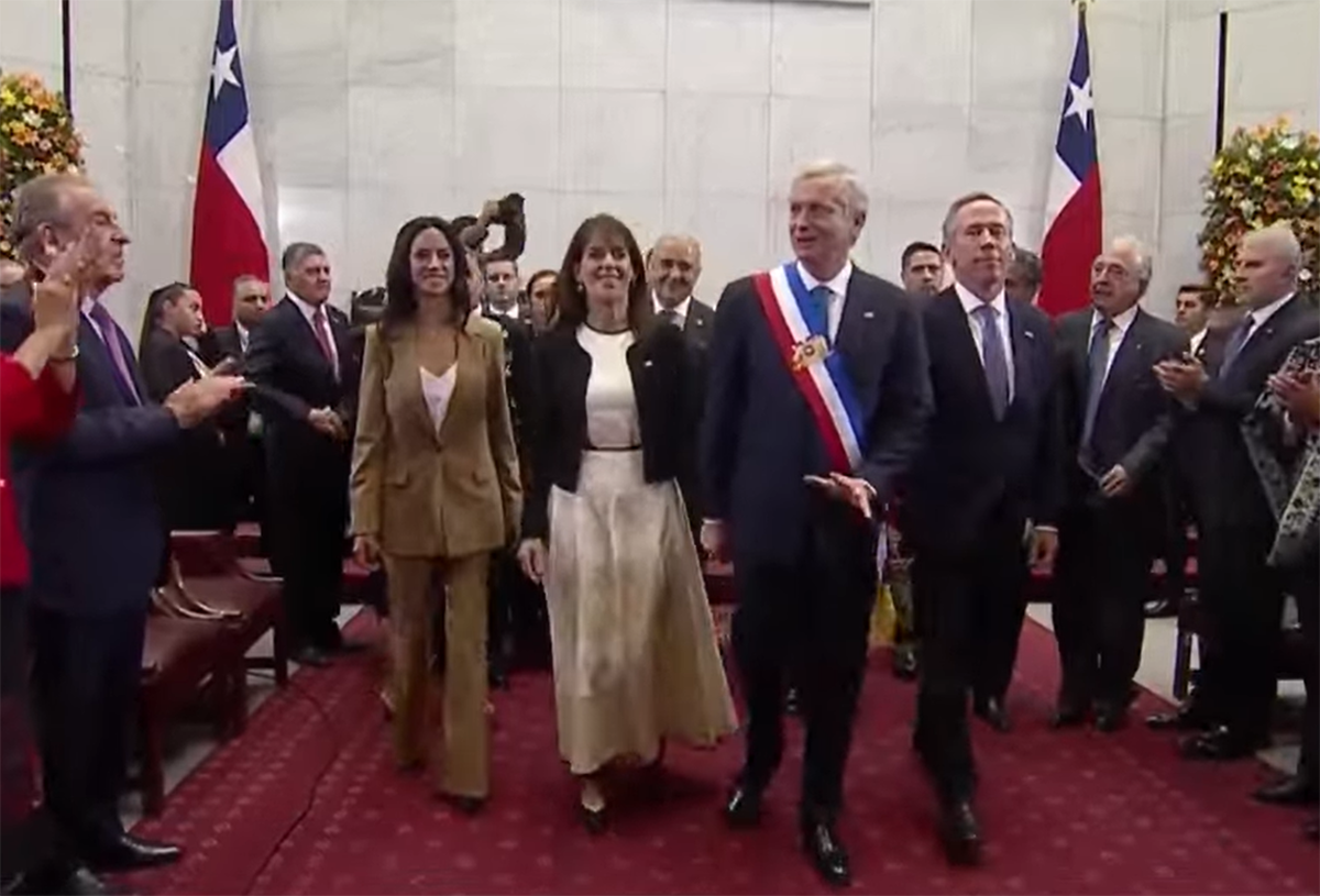 Encuesta CADEM:  53% (+1pto) desaprueba la gestión del Presidente José Antonio Kast y un 42% (-2pts) aprueba su gestión