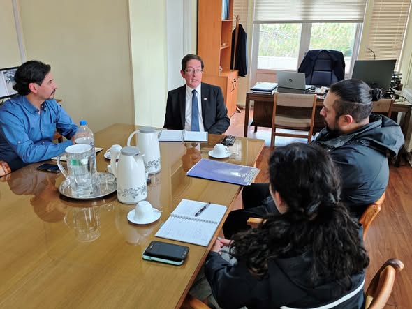 Delegado Provincial de Ultima Esperanza se reúne con Encargada de la Oficina de la SEREMI de Salud en Puerto Natales