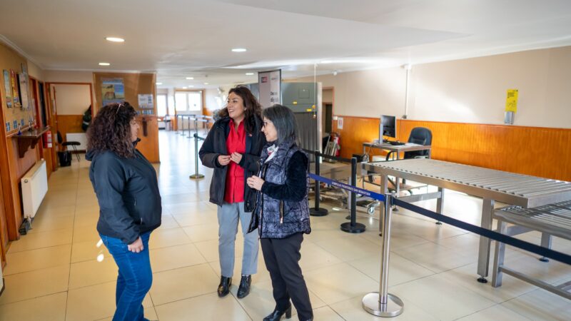 Delegada Presidencial Regional inspecciona paso fronterizo San Sebastián y refuerza agenda de seguridad y conectividad en Tierra del Fuego