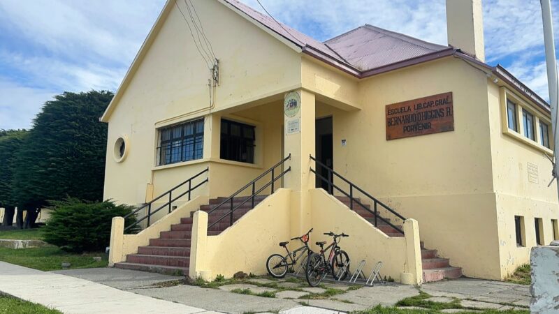 Escuela «Bernardo O’Higgins» de Porvenir conmemora 79 años de su fundación