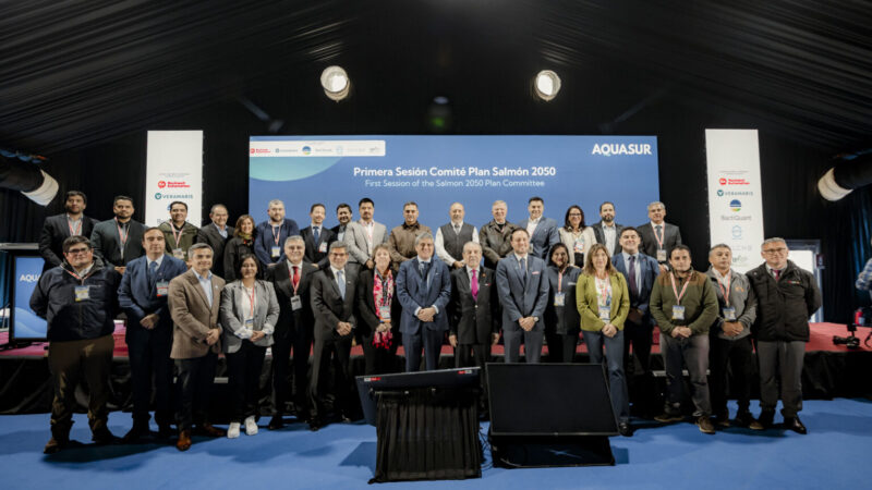 “Tenemos una oportunidad gigantesca”: Gobernador Jorge Flies participa en la feria acuícola más grande del hemisferio Sur y gestiona bilateral entre pescadores artesanales y Subsecretario de Pesca