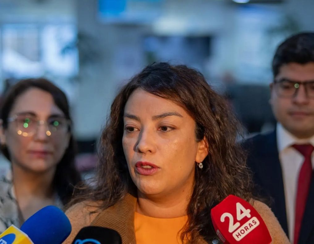 Delegada Presidencial destaca importancia de Campaña de Vacunación Invierno 2026