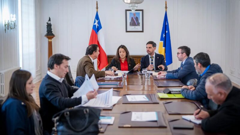 Delegada Presidencial y Gobernador Regional abordaron avances y proyecciones del Plan de Zonas Extremas de Magallanes