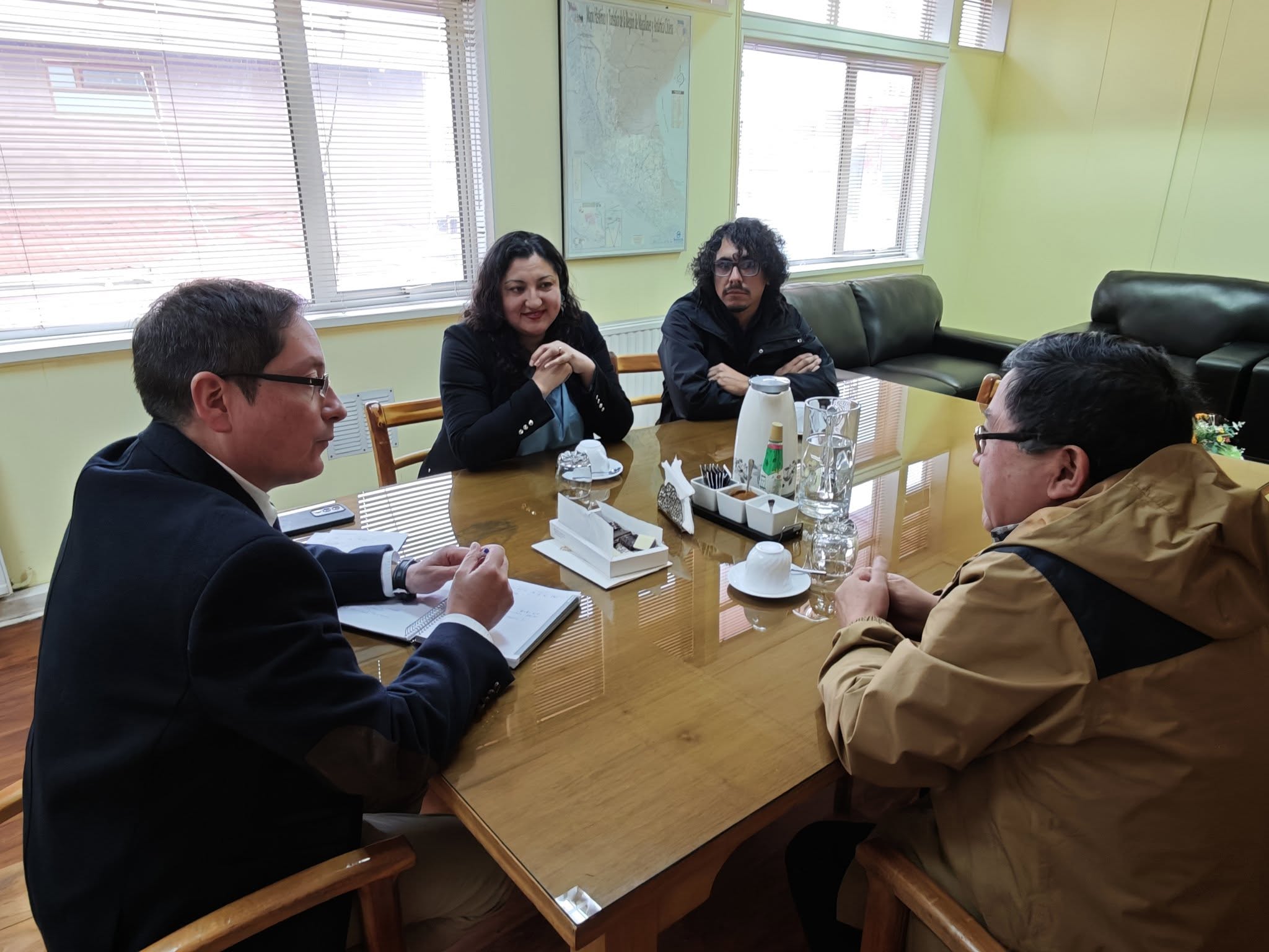 Delegado Provincial de Ultima Esperanza se reúne con Juntas de Vecinos de Puerto Natales