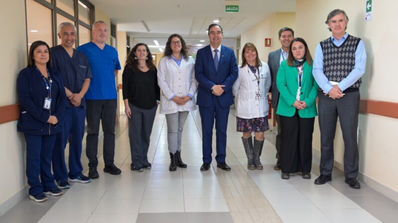 Gobernador Regional Jorge Flies valora Rondas Médicas del 13 al 17 de abril realizadas en el Hospital Clínico Magallanes