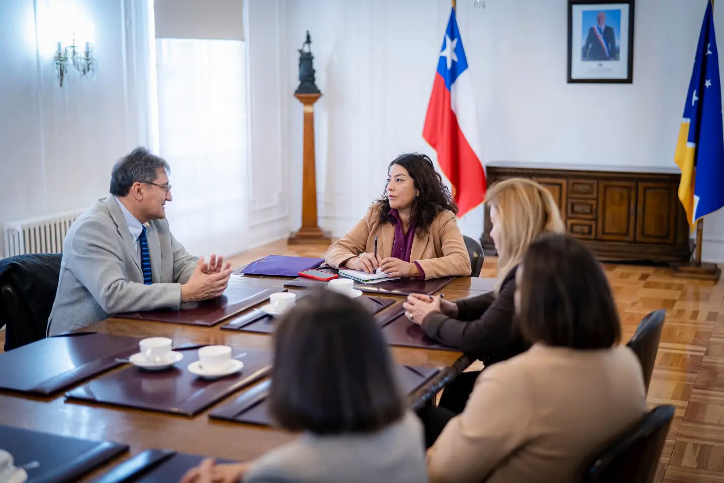 Se realizó reunión protocolar entre la Delegada Presidencial y el Rector de la UMAG