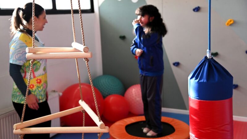 Escuela Manuel Bulnes de Punta Arenas inauguró sala sensorial del programa PIE