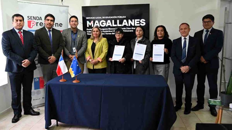 Fortalecen prevención del consumo de alcohol y drogas en tres establecimientos del SLEP Magallanes