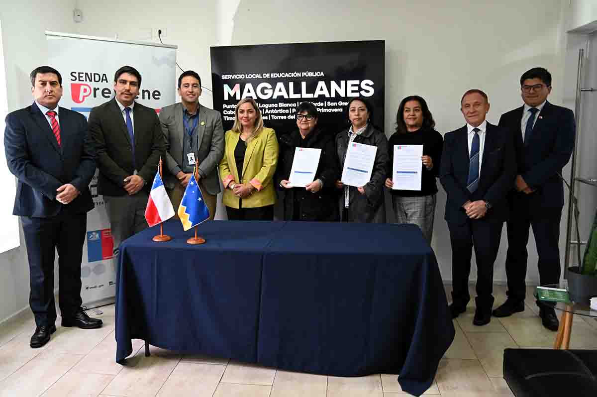 Fortalecen prevención del consumo de alcohol y drogas en tres establecimientos del SLEP Magallanes