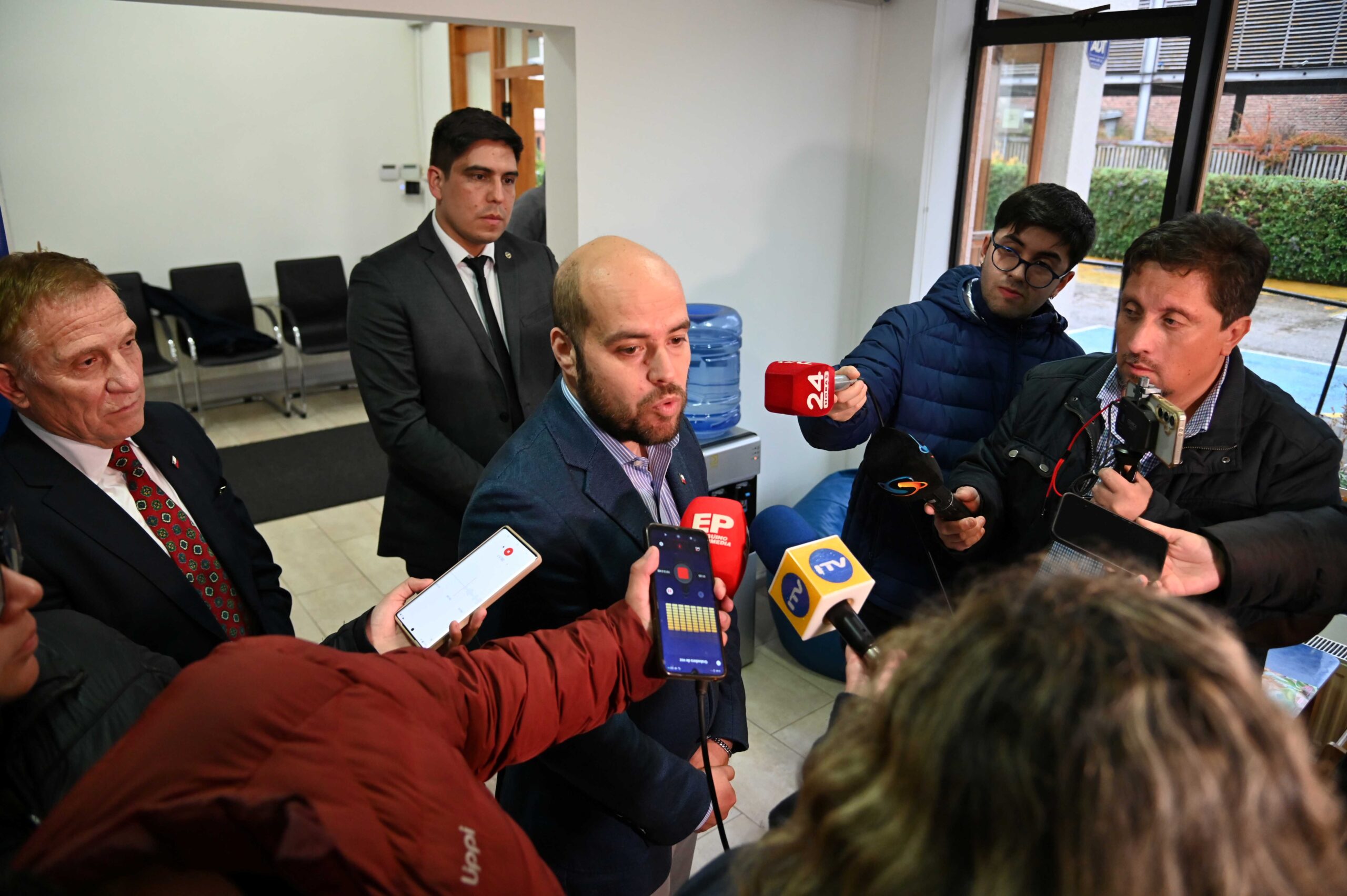 SLEP asegura continuidad de acceso a gimnasios escolares por parte de la comunidad en Magallanes