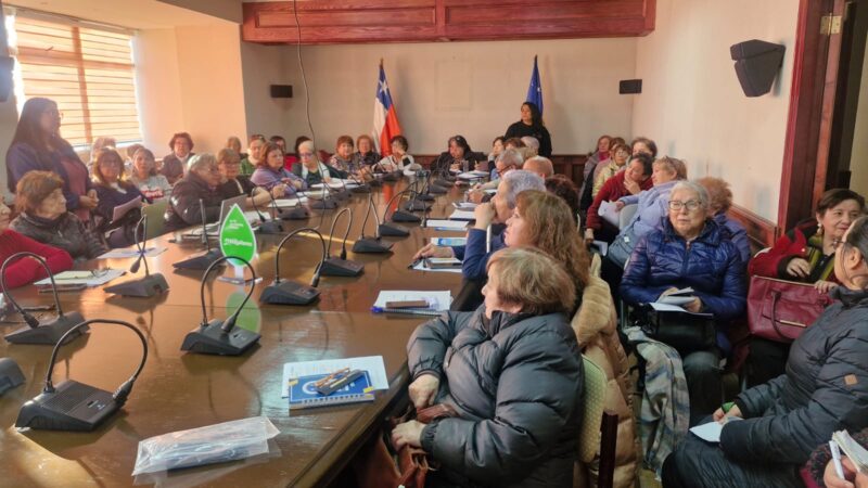 Delegación Presidencial Regional fortalece difusión de fondo de Aguas Magallanes con diálogo ciudadano que reunió a 60 organizaciones