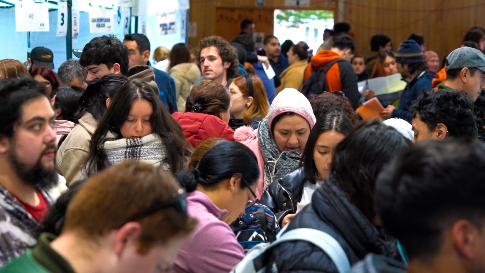 Feria Laboral Municipal convocó a cerca de 1.800 personas