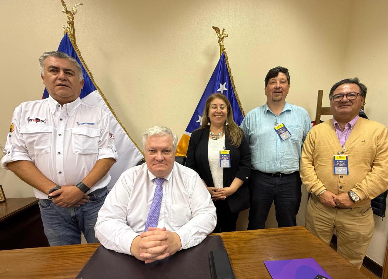  Senador Kusanovic sostiene reunión con representantes de trabajadores de ENAP para abordar desafíos de la empresa estatal