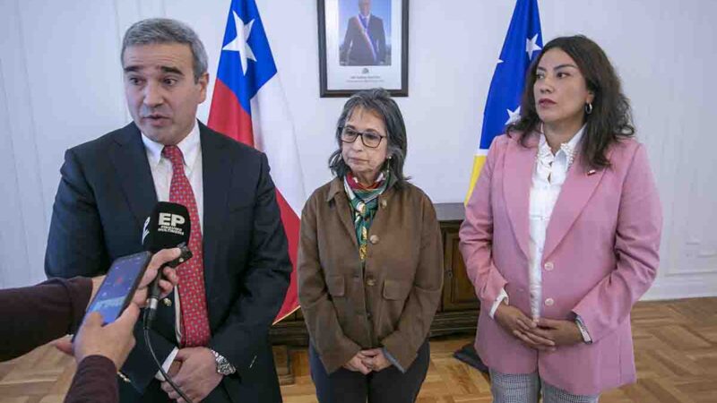 Autoridades buscan mitigar impacto de alza en tarifas marítimas hacia Tierra del Fuego